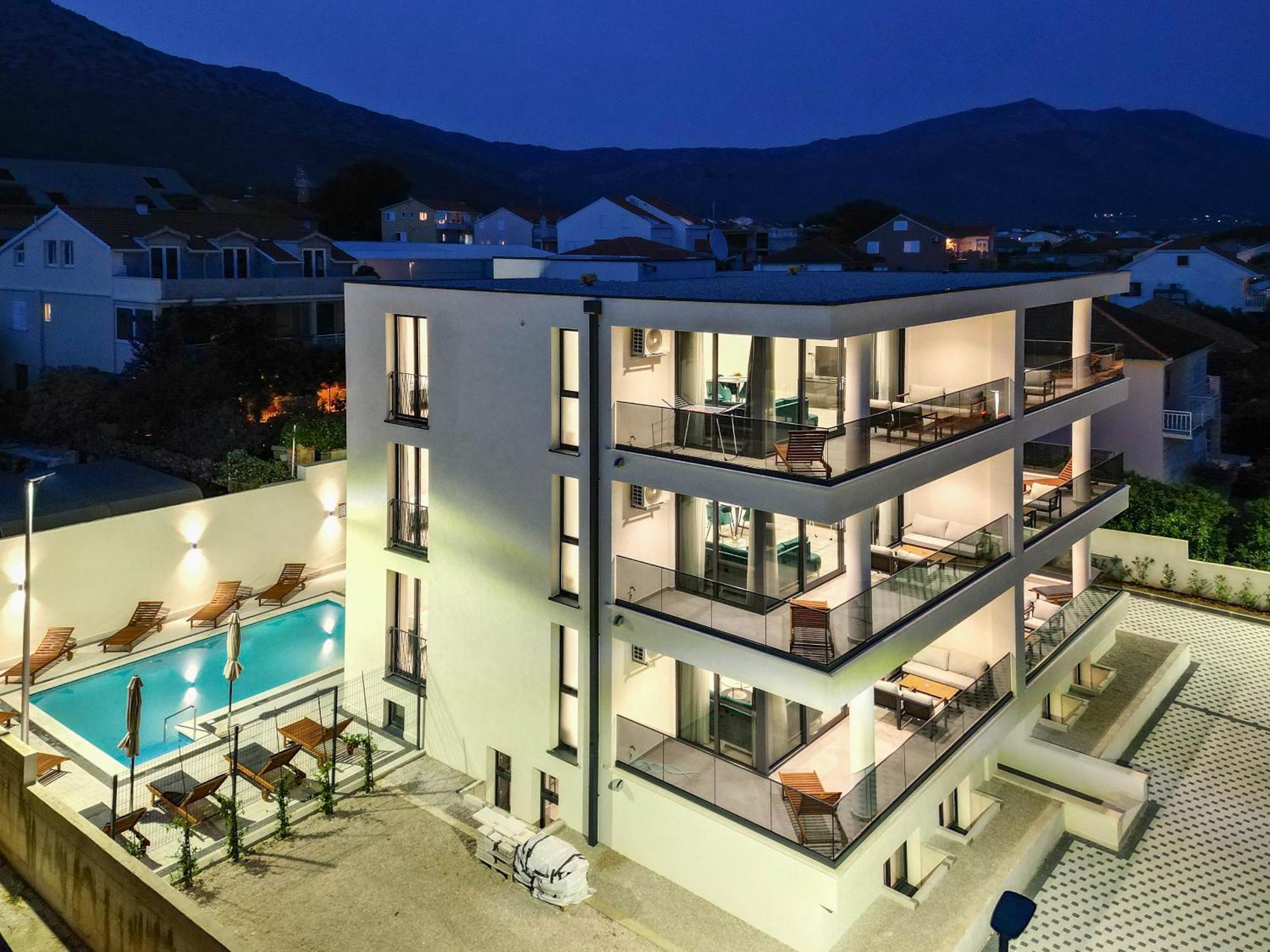 Sunny Day Luxury Holiday Apartments Orebić Exterior foto