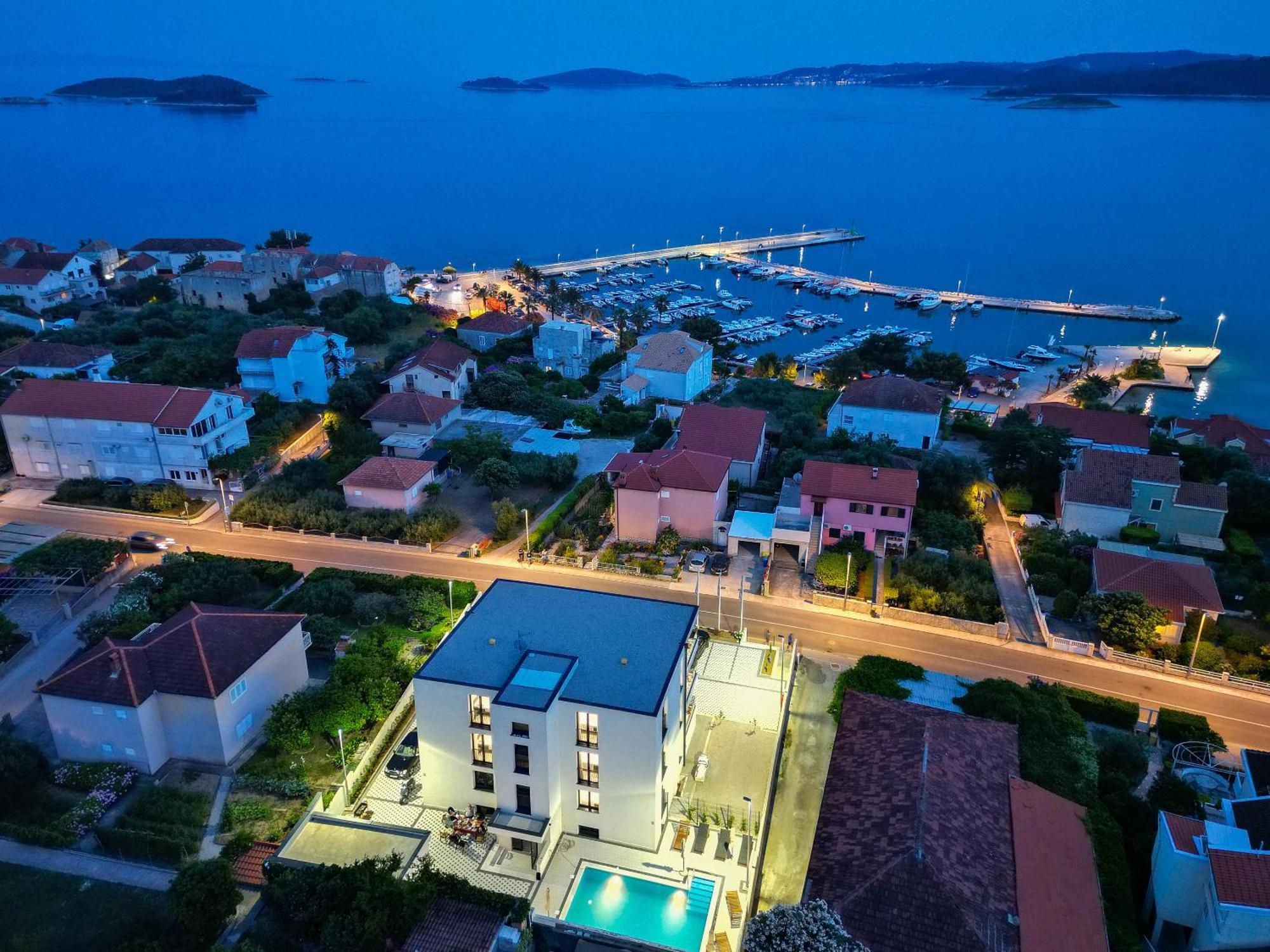 Sunny Day Luxury Holiday Apartments Orebić Exterior foto